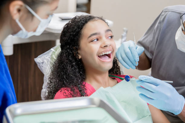 Best Emergency Tooth Extraction in Struthers, OH